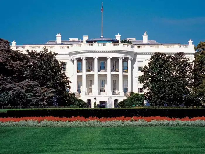 white house
