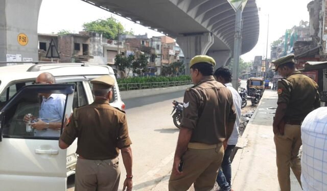 ठेकेदार के भाई से डेढ़ लाख की लूट: बाइक सवार दो बदमाशों ने वारदात को दिया अंजाम, जांच में जुटी पुलिस