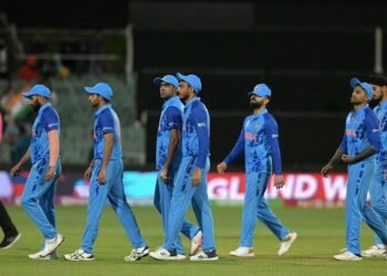 T-20 World Cup: ‘हेल्सस्ट्राम’ ने भारतीय अरमान किए ठंडे, भारत की सेमीफाइनल में दस विकेट से करारी हार