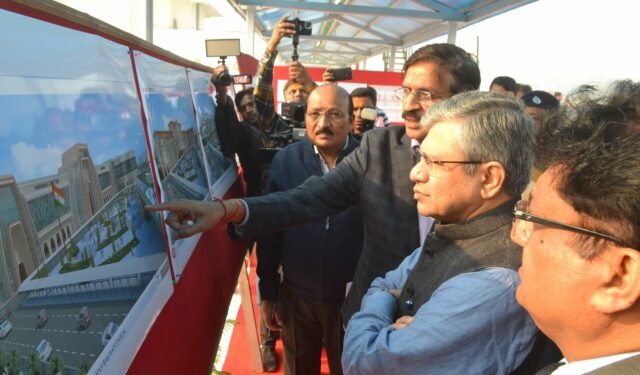 काशी से चलेगी ‘काशी तमिल संगमम एक्सप्रेस’, रेलमंत्री ने की घोषणा