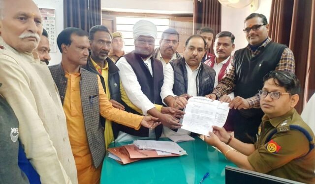 पूर्व मंत्री अजय राय को मिले सुरक्षा, कांग्रेस जनों ने डीसीपी को सौंपा पत्रक