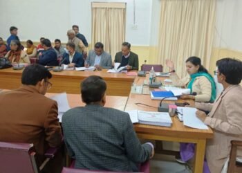 राष्ट्र के निर्माण में शिक्षा का महत्वपूर्ण योगदान : जिलाधिकारी