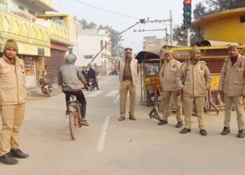 6 दिसंबर(शौर्य दिवस/काला दिवस): अयोध्या में हाईअलर्ट, चप्पे चप्पे पर पुलिस की नजर