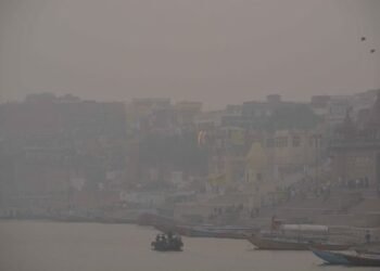 पहाड़ों पर बर्फबारी से यूपी में बढ़ रही ठंड, यूपी के 30 जिलों में जारी हुआ अलर्ट