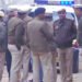 Delhi Kanjhawala Case: दिल्ली पुलिस ने लड़की के परिजनों को सौंपा शव, CM केजरीवाल ने मुआवजे का किया ऐलान