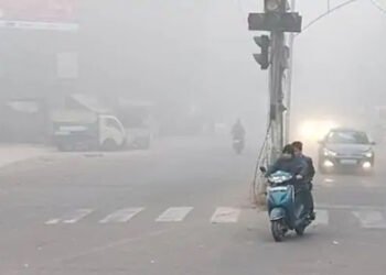 उत्तर भारत में कड़ाके की ठंड, कई राज्यों में शीतलहर का अलर्ट