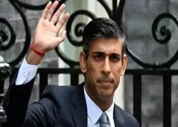 सीट बेल्ट न पहनने पर ब्रिटिश PM पर दस हजार रुपए का लगा जुर्माना