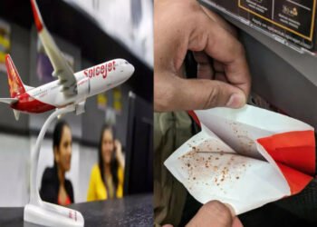 वाराणसी से मुंबई की फ्लाइट में यात्री ने थूका पान, शिकायत के बाद भी नहीं हुई कार्यवाही