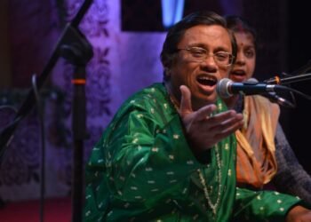 हजारों शिष्यों को संगीत में कर चुके हैं पारंगत पं० देवाशीष डे, 50 से अधिक देशों में हैं उनके प्रशिक्षित शिष्य