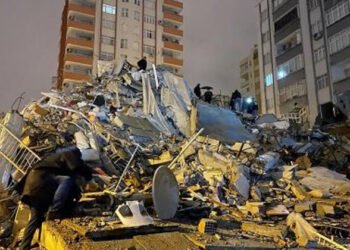 तुर्की में 7.8 तीव्रता का भूकंप, 4 देशों में मची तबाही