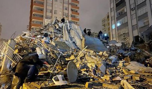 तुर्की में 7.8 तीव्रता का भूकंप, 4 देशों में मची तबाही