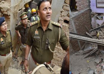 Varanasi: निर्माणाधीन मकान गिरने से दो मजदूर दबे, एक की मौत