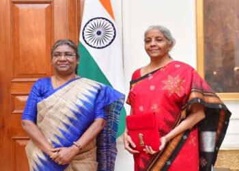 Budget 2023: संबलपुरी साड़ी को शान मानती हैं वित्तमंत्री निर्मला सीतारमण, जानिए इसकी खासियत