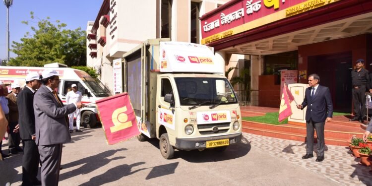 एडीजी, साइबर क्राइम ने पीएनबी के रोड शो को झंडी दिखाकर किया रवाना