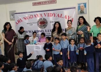 आरडीएसओ में लगे स्वास्थ्य शिविर में 350 छात्रों की हुई जांच