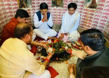 श्रीरेतेश्वर महादेव मंदिर में रुद्राभिषेक, हवन पूजन और भंडारे के साथ हुआ शिव जागरण