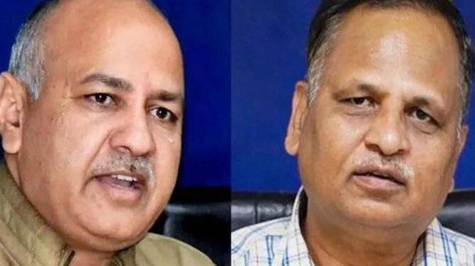 मनीष सिसोदिया और सत्येन्द्र जैन ने मंत्री पद से दिया इस्तीफा