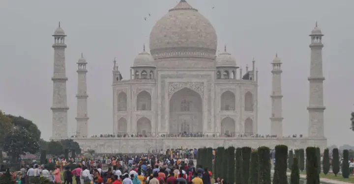 17 फरवरी से मनाया जाएगा शाहजहां का उर्स, दो दिन निशुल्क देख सकेंगे ताज