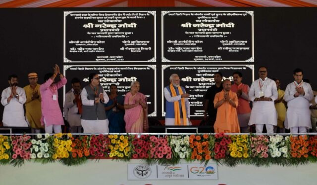 PM मोदी ने काशी को दी 1780 करोड़ की नवरात्रि सौगात, बोले – ‘वैश्विक फलक पर हो रही काशी के विकास की चर्चा’