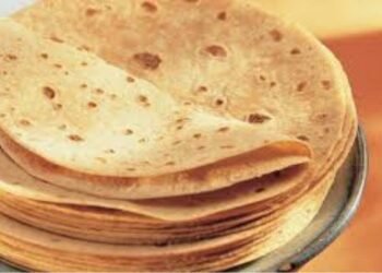 गर्मियों में शरीर को ठंडा रखने, इम्यूनिटी बूस्ट करने के साथ ही सेहतमंद बने रहने के लिए खाएं ये 3 तरह के आटे की रोटी