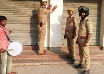 शिवदासपुर में हिस्ट्रीशीटर के घर बजी डुगडुगी