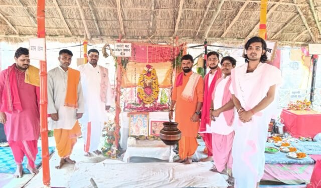 ‘सर्वे भवन्तु सुखिन: …’ विश्व कल्याण के लिए आयोजित हुआ शतचंडी महायज्ञ