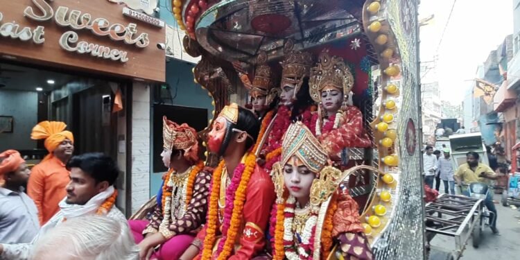रामनवमी पर निकाली गई भव्य शोभायात्रा, गूंजा गगनचुंबी जयघोष
