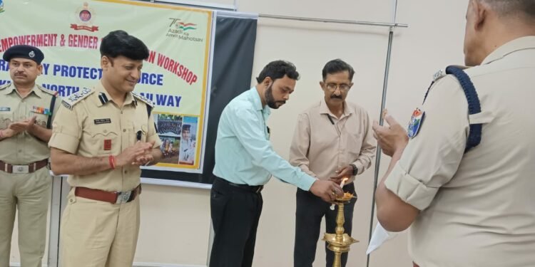 महिला सशक्तीकरण एंव लैगिंग संवेदीकरण के सम्बन्ध में कार्यशाला का आयोजन