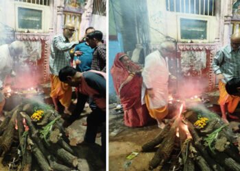 Holika Dahan: वाराणसी में होलिका में लगाई गई आग