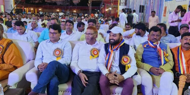 कुशीनगर में महान सम्राट अशोक का जन्मोत्सव धूमधाम से मनाया गया