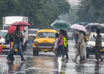 लखनऊ में फिर से हुई बरसात, 13 शहरों में जारी अलर्ट