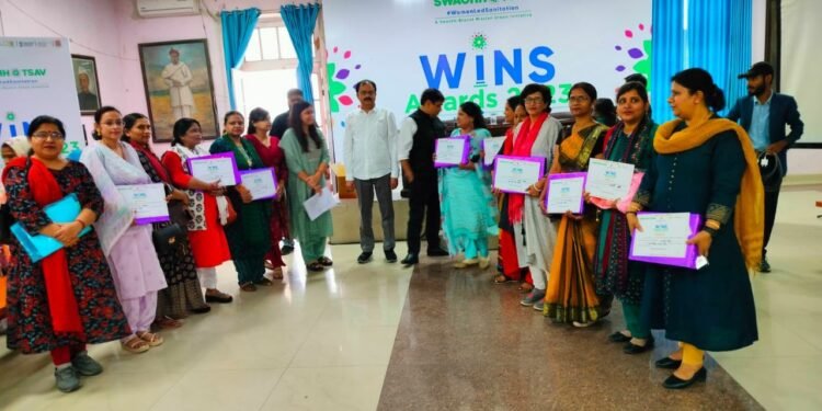 स्वच्छ भारत मिशन के अंतर्गत महिला सम्मान समारोह का आयोजन