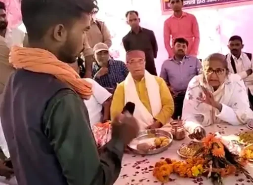 शिक्षा राज्यमंत्री से कामकाज का ब्योरा मांगने पर पत्रकार गिरफ्तार