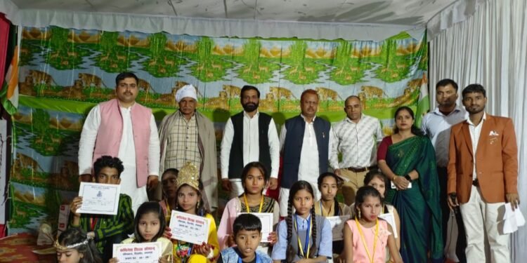 कपिलेश शिक्षा संस्थान का वार्षिकोत्सव समारोह आयोजित