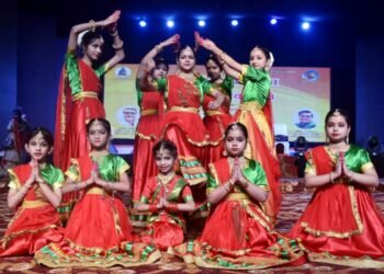 ओड़िसी नृत्य संग शक्ति रूप शिव स्वरूप नाटिका ने मंत्र मुग्ध किया