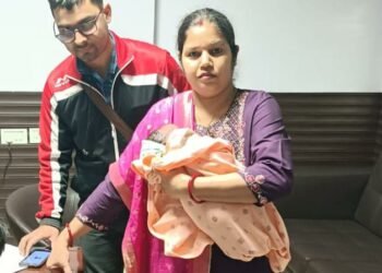 सरकारी अस्पतालों मे शुरू किया गया नवजात बच्चों का आधार नामांकन