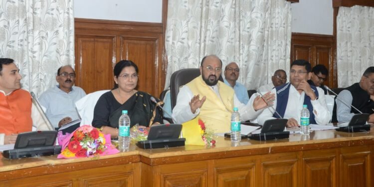 उच्च शिक्षा मंत्री योगेंद्र उपाध्याय ने की विभागीय समीक्षा बैठक