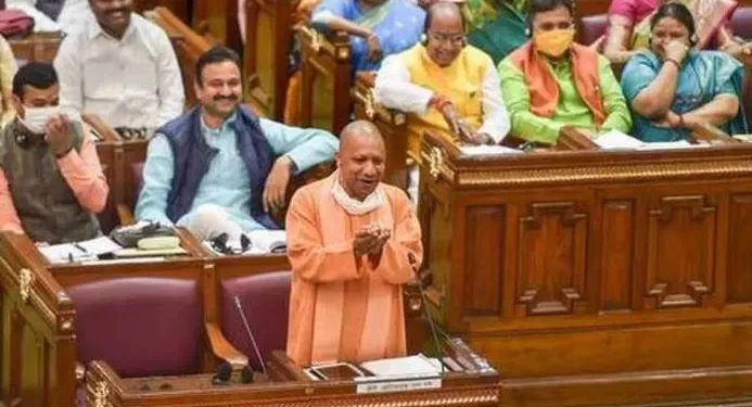 सदन में सीएम योगी आदित्यनाथ ने विपक्ष पर साधा निशाना, कहा हम विकास की बात करते हैं और आप जाति की
