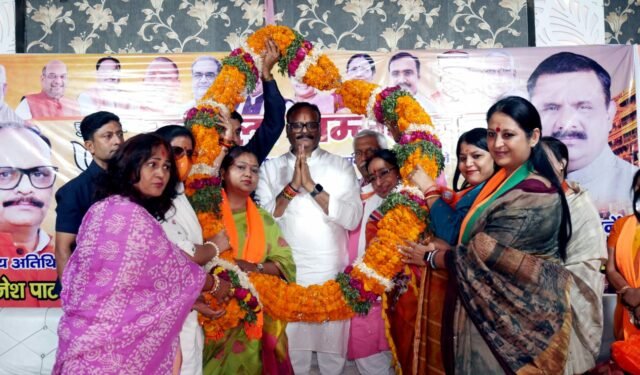 ‘भाजपा सरकार में बढ़ा महिलाओं का सम्मान और सुरक्षा’ महिला सम्मेलन में बोले डिप्टी सीएम ब्रजेश पाठक