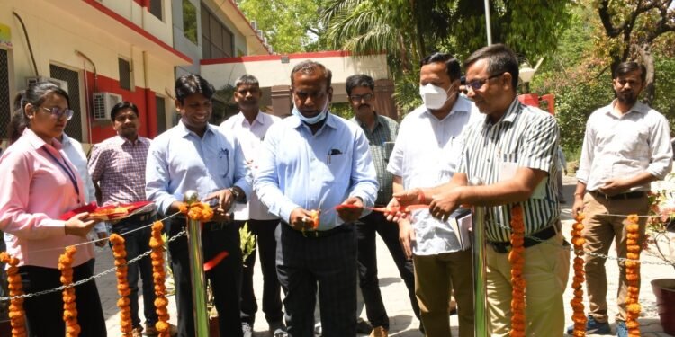 एजीएम ने किया लखनऊ जॅक्शन स्टेशन का निरीक्षण