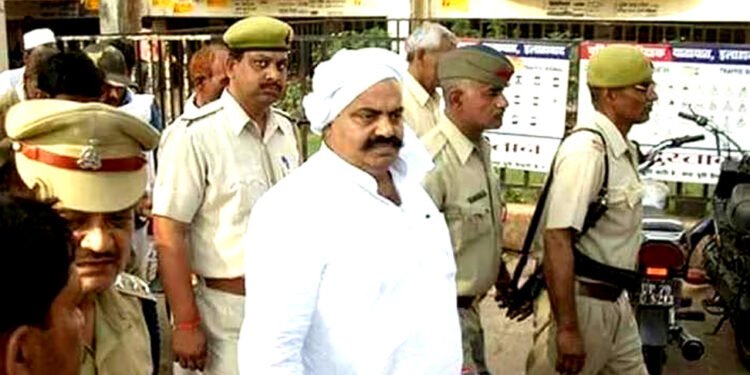 Atiq Ahmad: 2019 में वाराणसी में लड़ा चुनाव, चार दिन पहले खींच लिया हाथ