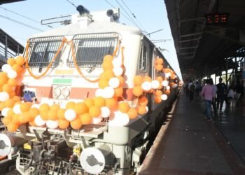 भारत गौरव टूरिस्ट ट्रेन 16 अप्रैल को वापस आयेगी