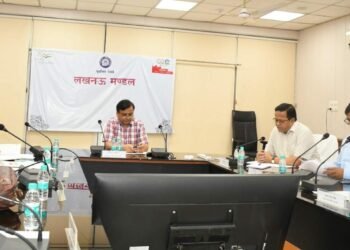 राजभाषा के प्रयोग-प्रसार में लखनऊ मंडल का योगदान सराहनीय: डीआरएम