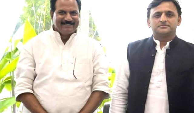 Varanasi Mayor Election: पांच बार पार्षद रहे डॉ० ओ० पी० सिंह पर सपा ने जताया भरोसा