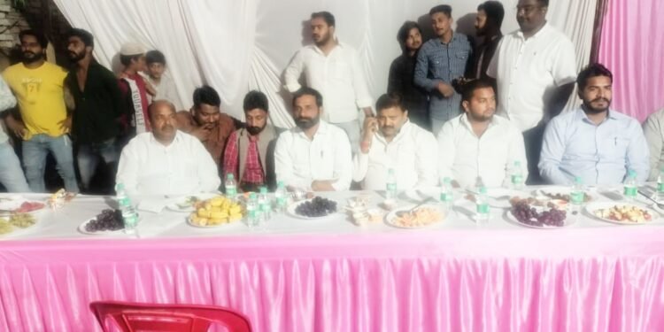 काकोरी में आयोजित रोजा इफ्तार में दिखी गंगा-जमुनी तहजीब की झलक