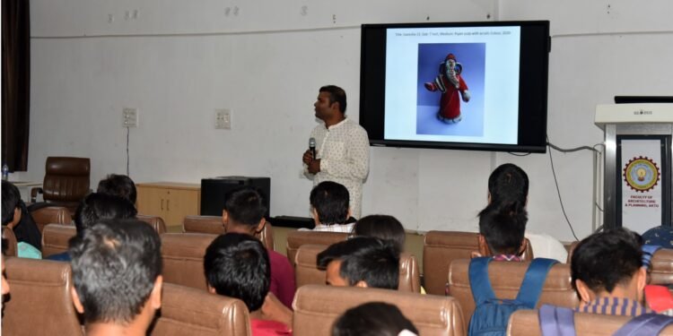 चार दिवसीय पेपर पल्प कार्यशाला का हुआ शुभारम्भ