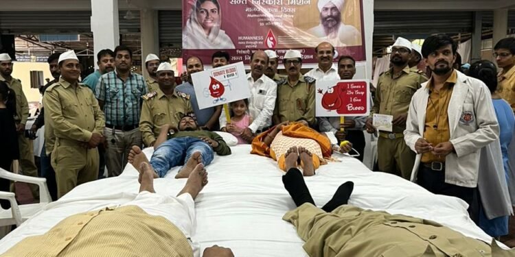 निरंकारी मिशन द्वारा लखनऊ में विशाल रक्तदान शिविर का आयोजन