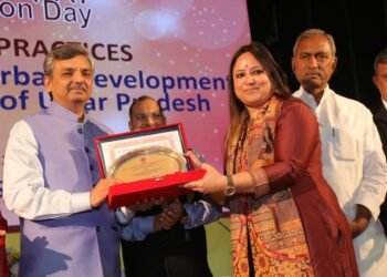 स्वच्छ विरासत अभियान को बेस्ट प्रैक्टिसेस टू इम्प्रूव द लिविंग एन्यवारमेंट 2022-23 में मिला पुरस्कार