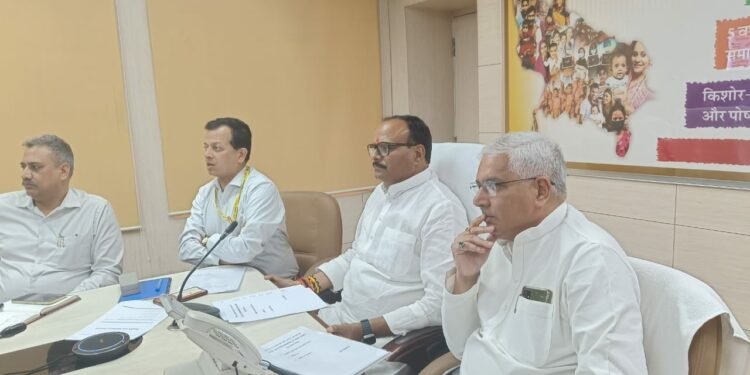 स्वास्थ्य सेवाओं में किसी तरह की लापरवाही नहीं होगी क्षम्य : ब्रजेश पाठक