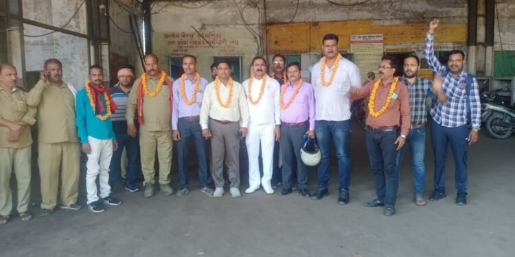 उत्तर प्रदेश रोडवेज कर्मचारी संघ की चारबाग डिपो ट्रैफिक शाखा का चुनाव संपन्न